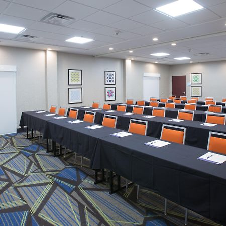 Holiday Inn Express & Suites Tupelo By Ihg Exterior foto