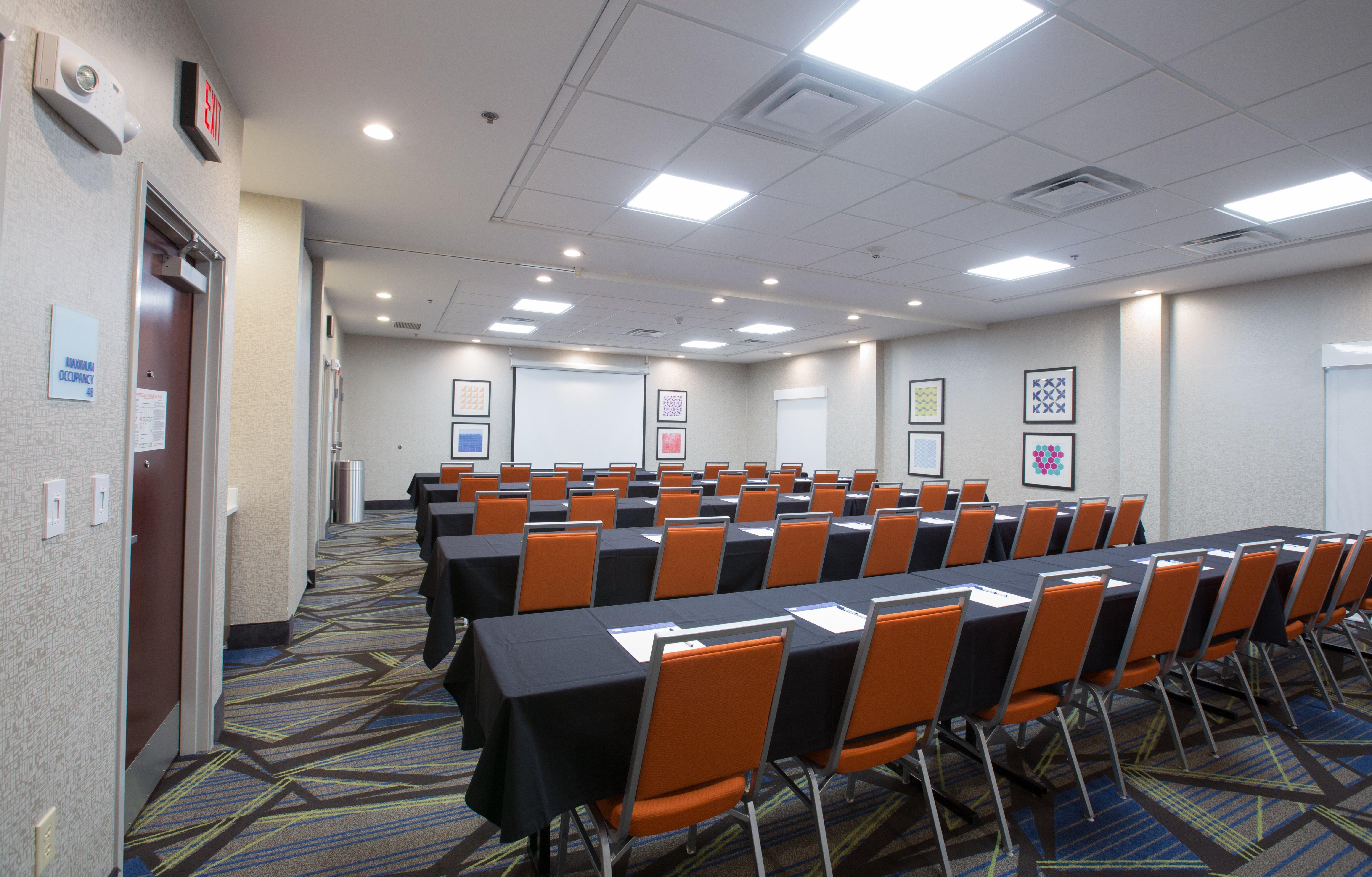 Holiday Inn Express & Suites Tupelo By Ihg Exterior foto