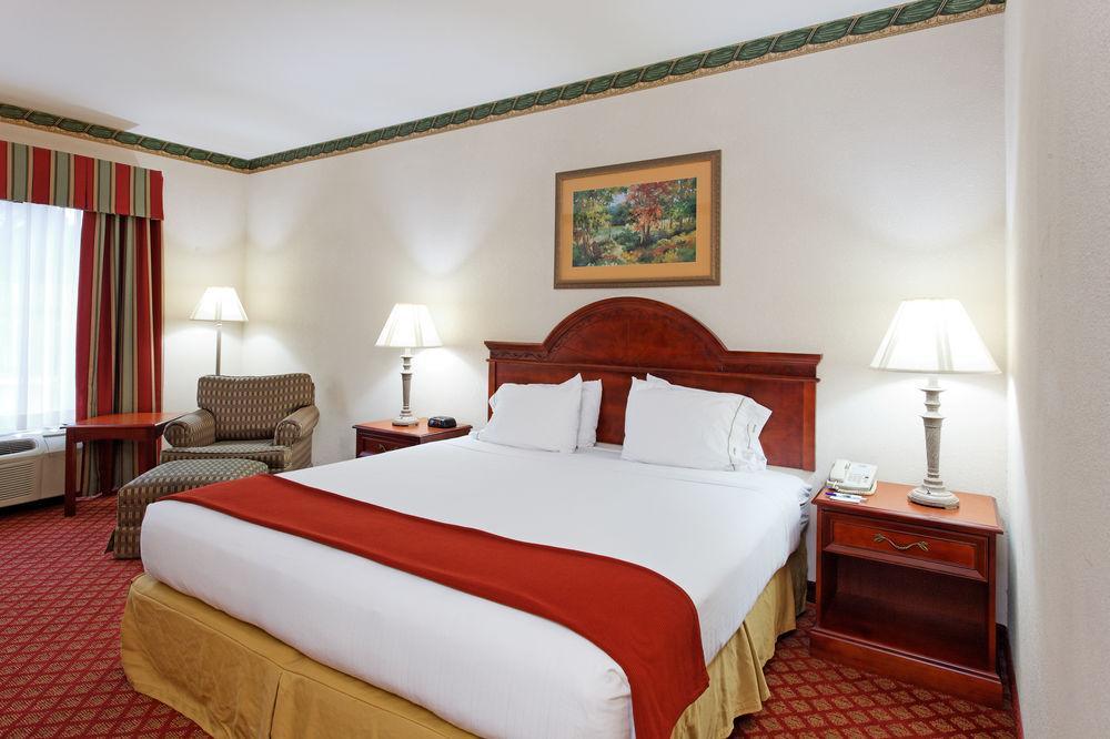 Holiday Inn Express & Suites Tupelo By Ihg Cameră foto